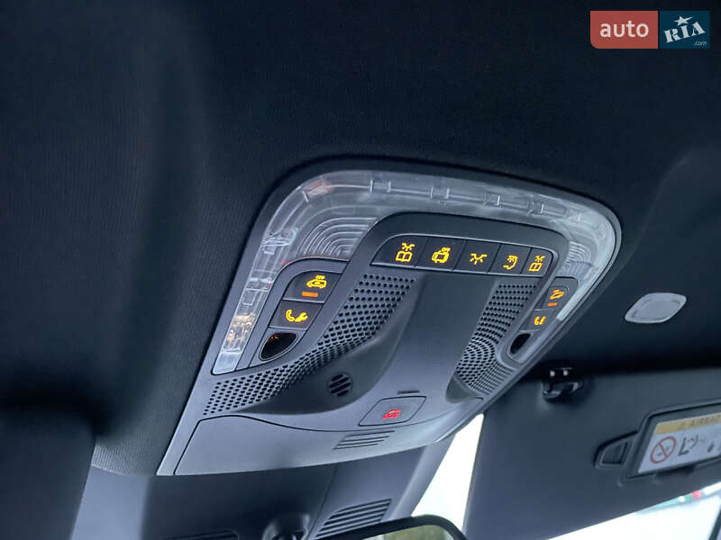 Минивэн Mercedes-Benz V-Class 2016 в Виноградове