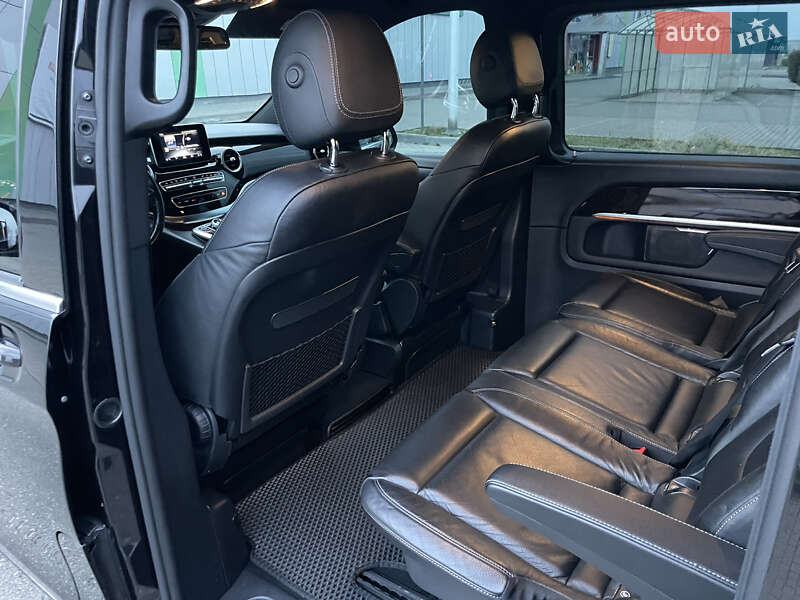 Минивэн Mercedes-Benz V-Class 2016 в Виноградове