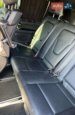 Минивэн Mercedes-Benz V-Class 2021 в 