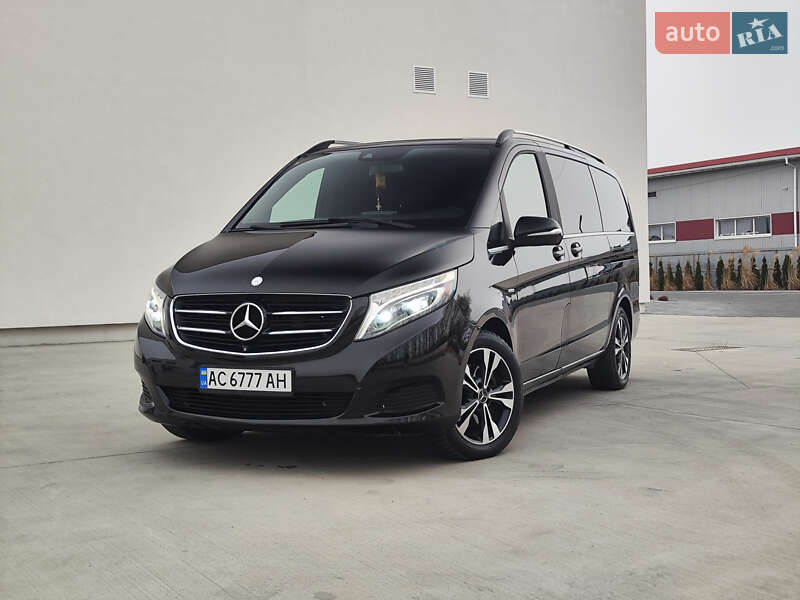 Минивэн Mercedes-Benz V-Class 2014 в Луцке фото Минивэн Mercedes-Benz V-Class 2014 в Луцке