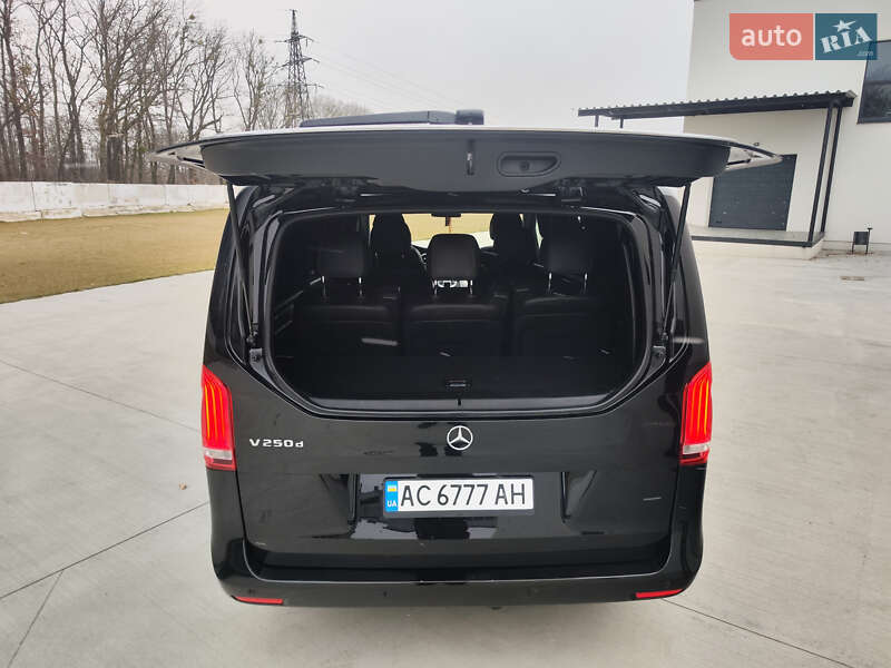Минивэн Mercedes-Benz V-Class 2014 в Луцке фото 15 Минивэн Mercedes-Benz V-Class 2014 в Луцке