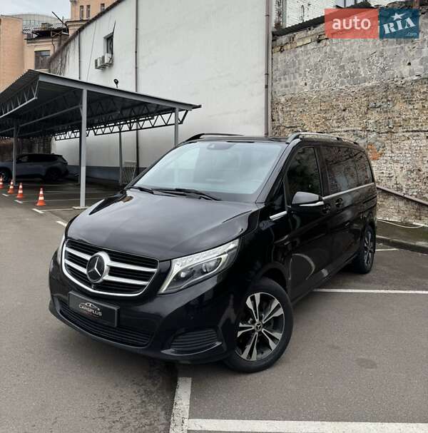 Mercedes-Benz V-Class 2016