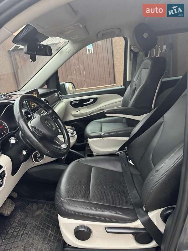 Минивэн Mercedes-Benz V-Class 2015 в Звенигородке