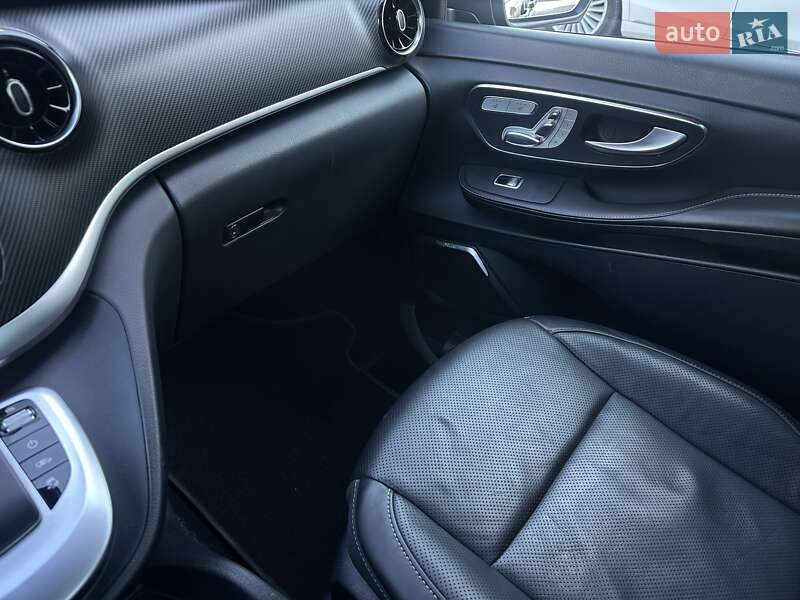 Минивэн Mercedes-Benz V-Class 2020 в Мукачево