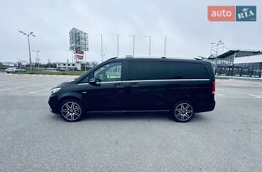 Минивэн Mercedes-Benz V-Class 2017 в 