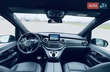 Минивэн Mercedes-Benz V-Class 2017 в 