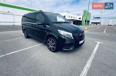 Минивэн Mercedes-Benz V-Class 2017 в 