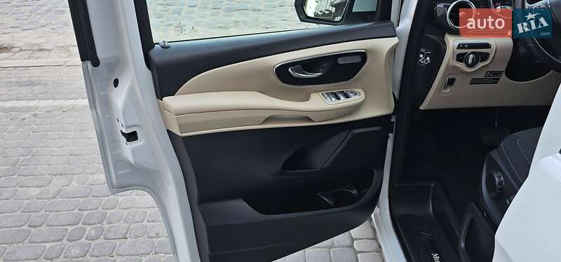 Мінівен Mercedes-Benz V-Class 2020 в Тернополі