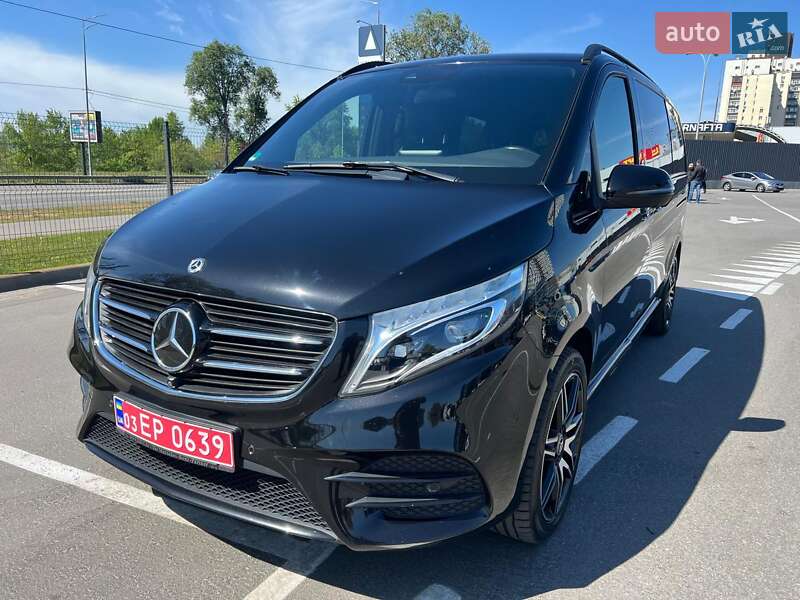 Минивэн Mercedes-Benz V-Class 2019 в 