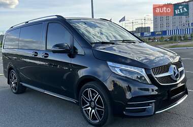 Мінівен Mercedes-Benz V-Class 2022 в 