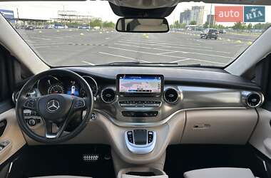 Мінівен Mercedes-Benz V-Class 2022 в 