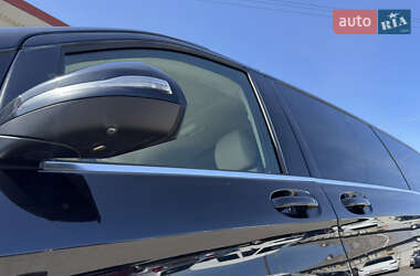 Мінівен Mercedes-Benz V-Class 2018 в 