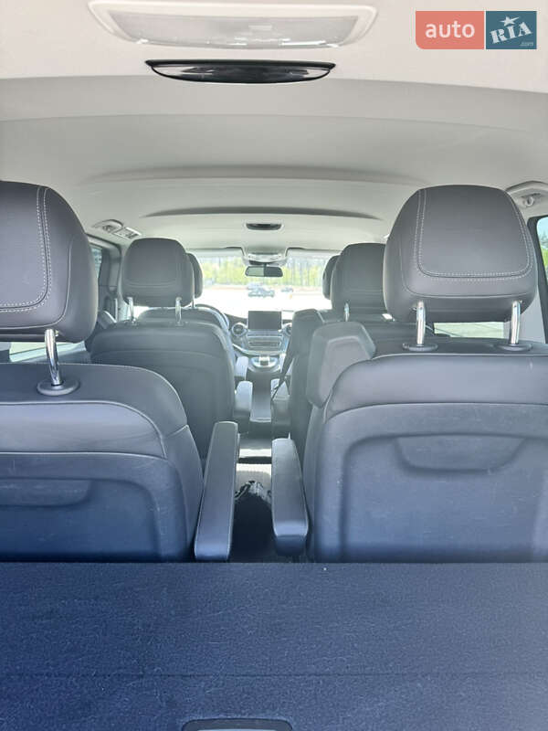 Минивэн Mercedes-Benz V-Class 2020 в Киеве