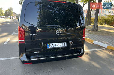Минивэн Mercedes-Benz V-Class 2015 в 