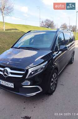 Минивэн Mercedes-Benz V-Class 2021 в 