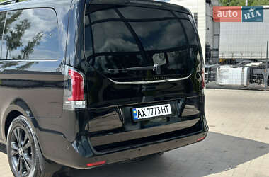 Мінівен Mercedes-Benz V-Class 2016 в 