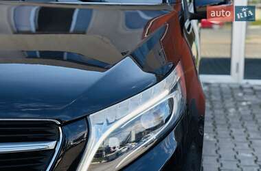 Минивэн Mercedes-Benz V-Class 2017 в 