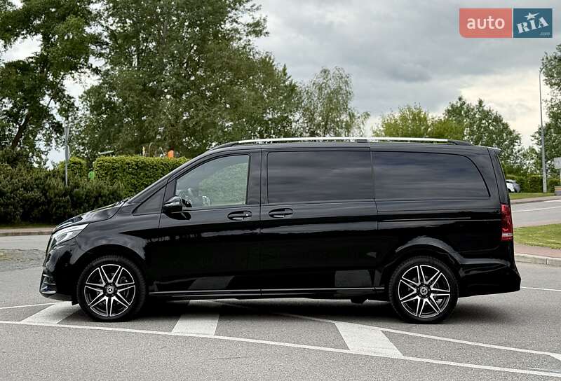 Минивэн Mercedes-Benz V-Class 2022 в Киеве