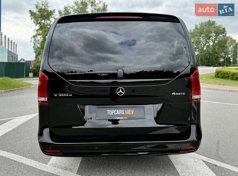 Минивэн Mercedes-Benz V-Class 2022 в Киеве