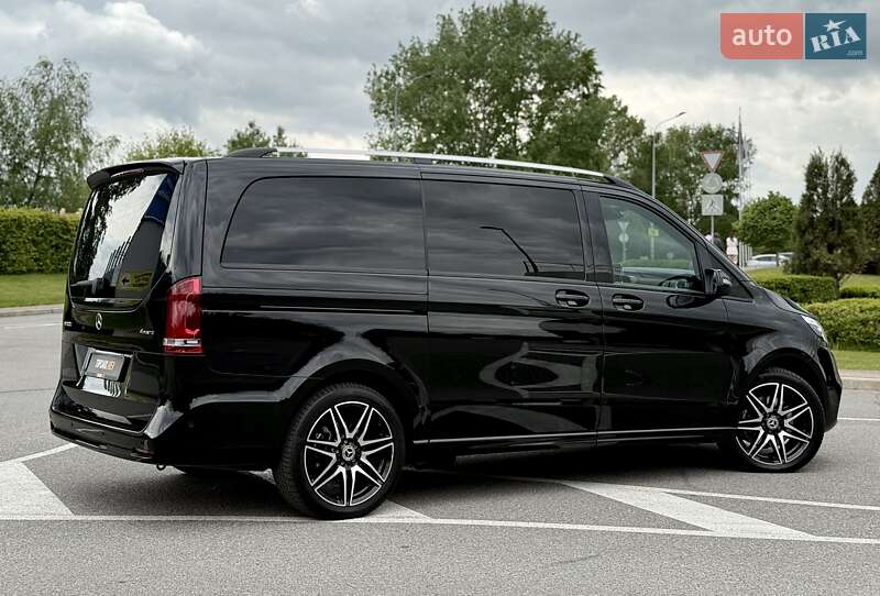Минивэн Mercedes-Benz V-Class 2022 в Киеве