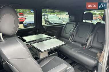 Мінівен Mercedes-Benz V-Class 2023 в 