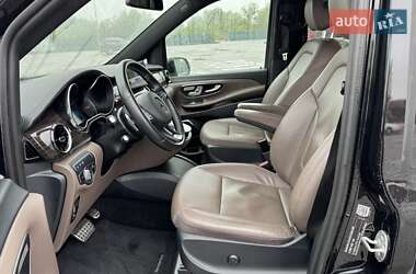Минивэн Mercedes-Benz V-Class 2021 в 