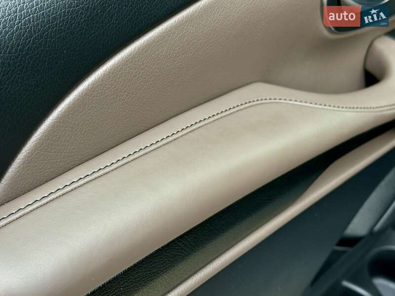 Мінівен Mercedes-Benz V-Class 2021 в Рівному