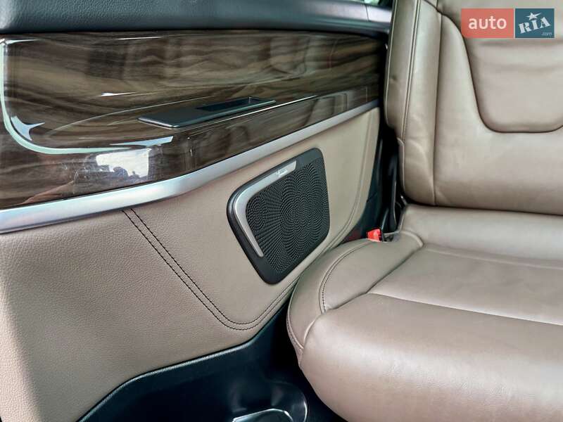 Мінівен Mercedes-Benz V-Class 2021 в Рівному
