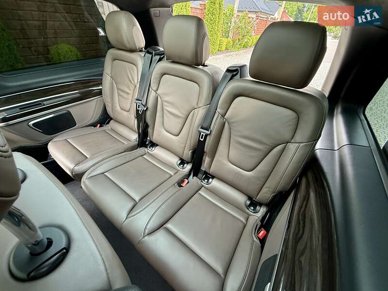Мінівен Mercedes-Benz V-Class 2021 в Рівному