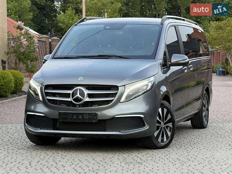 Мінівен Mercedes-Benz V-Class 2021 в Рівному