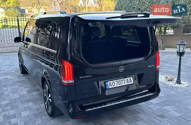 Мінівен Mercedes-Benz V-Class 2016 в 