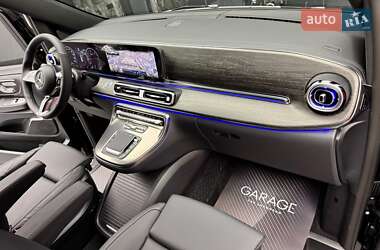 Минивэн Mercedes-Benz V-Class 2025 в 