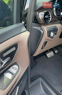 Минивэн Mercedes-Benz V-Class 2020 в 