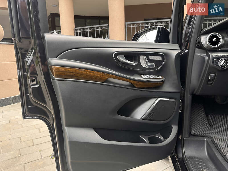 Мінівен Mercedes-Benz V-Class 2016 в Харкові фото 30 Мінівен Mercedes-Benz V-Class 2016 в Харкові