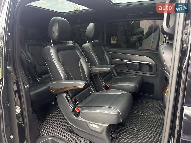 Мінівен Mercedes-Benz V-Class 2016 в Харкові фото 34 Мінівен Mercedes-Benz V-Class 2016 в Харкові