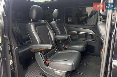Минивэн Mercedes-Benz V-Class 2016 в 