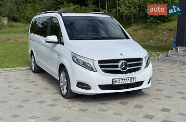 Минивэн Mercedes-Benz V-Class 2015 в 