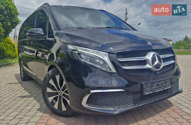 Мінівен Mercedes-Benz V-Class 2021 в Києві