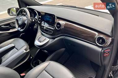 Минивэн Mercedes-Benz V-Class 2020 в 