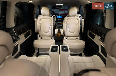 Минивэн Mercedes-Benz V-Class 2023 в 