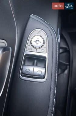 Минивэн Mercedes-Benz V-Class 2020 в 