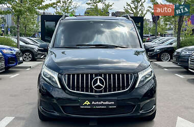 Минивэн Mercedes-Benz V-Class 2014 в 