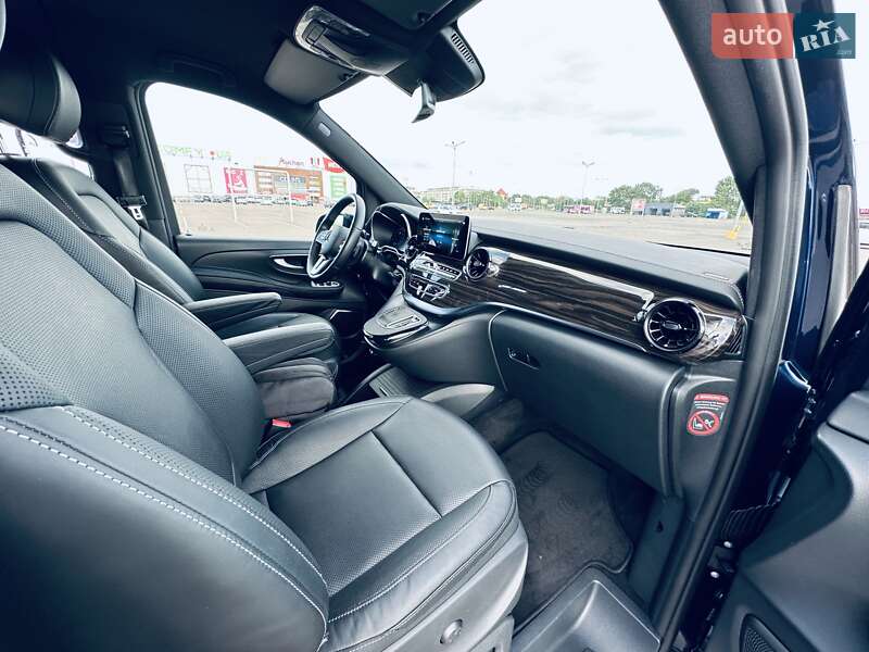 Минивэн Mercedes-Benz V-Class 2017 в Одессе