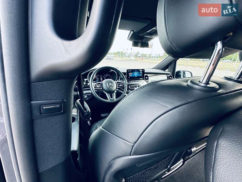 Минивэн Mercedes-Benz V-Class 2017 в Одессе