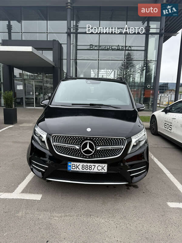 Минивэн Mercedes-Benz V-Class 2014 в Ровно фото 13 Минивэн Mercedes-Benz V-Class 2014 в Ровно