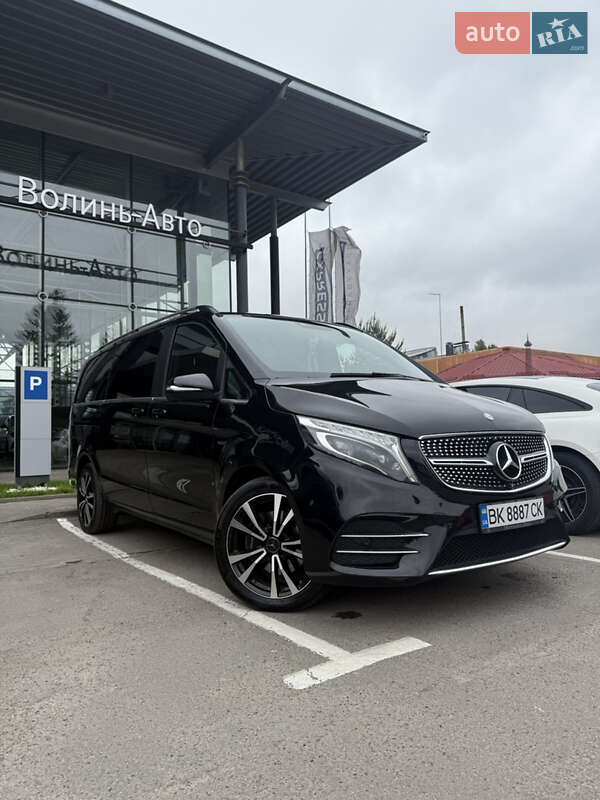 Минивэн Mercedes-Benz V-Class 2014 в Ровно фото 19 Минивэн Mercedes-Benz V-Class 2014 в Ровно