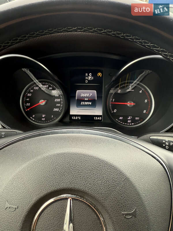 Минивэн Mercedes-Benz V-Class 2014 в Ровно фото 41 Минивэн Mercedes-Benz V-Class 2014 в Ровно