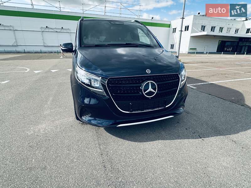 Mercedes-Benz V-Class 2017