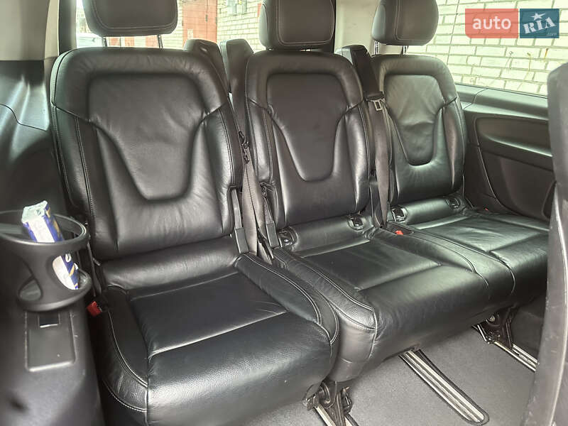 Минивэн Mercedes-Benz V-Class 2017 в Киеве
