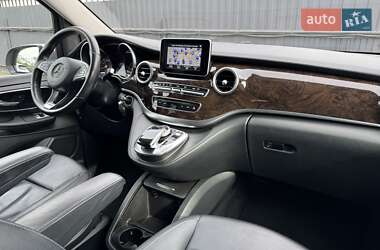 Минивэн Mercedes-Benz V-Class 2015 в 
